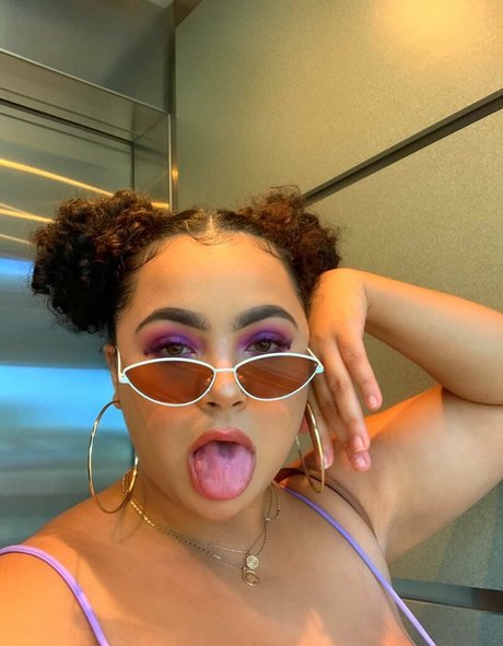 ebony shower onlyfans naked image