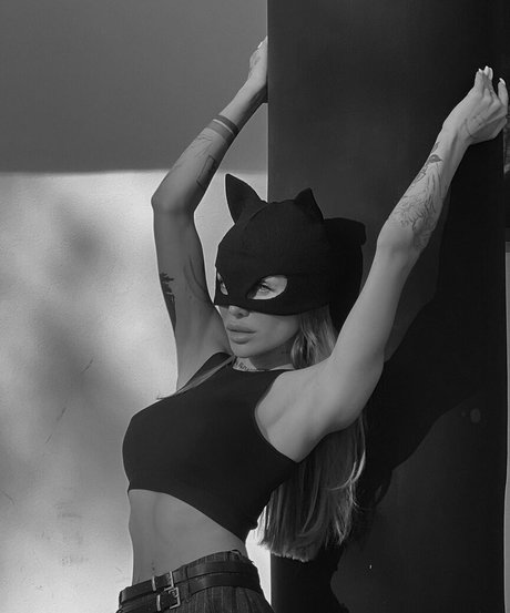 Sofa Segar pornstar sex img