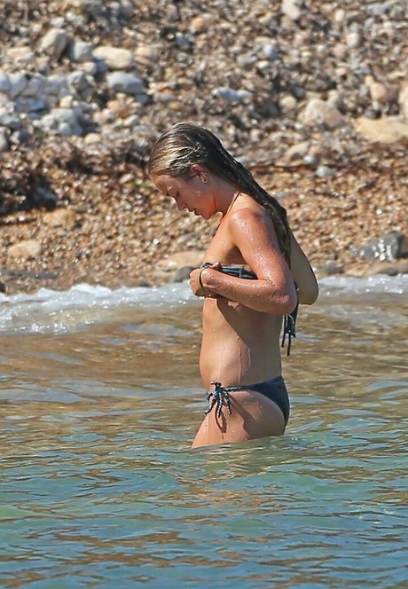 chicks with dicks onlyfans best photo