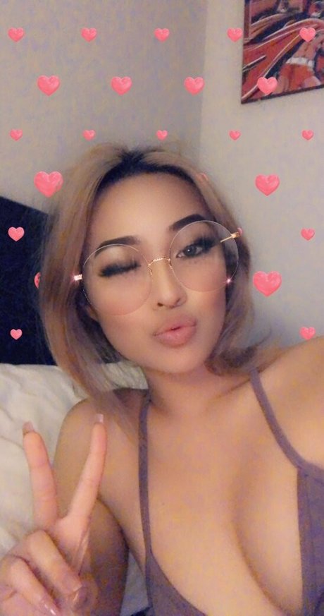 Axnuwin pornstar perfect photos