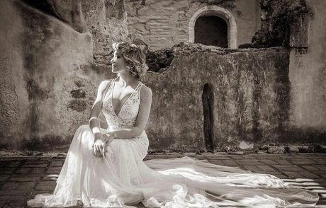 Angelique Boyer model sexy img