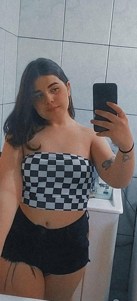 Natalia Soares hd actress image