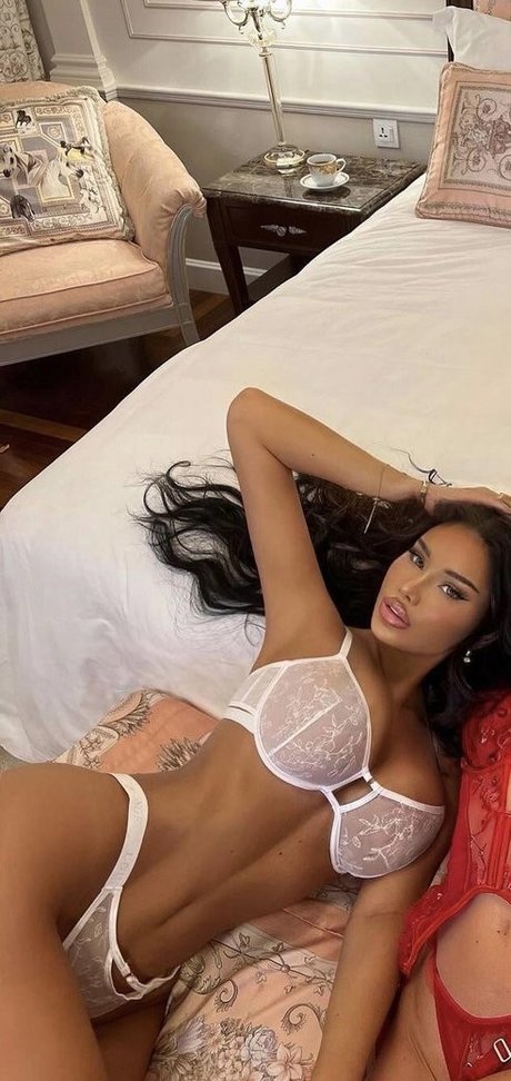 young onlyfans sexy xxx pictures