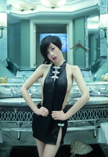 Lina Xini porn model image