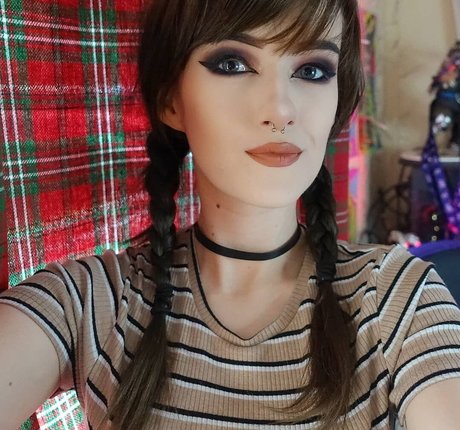 Ashi pornstar art gallery