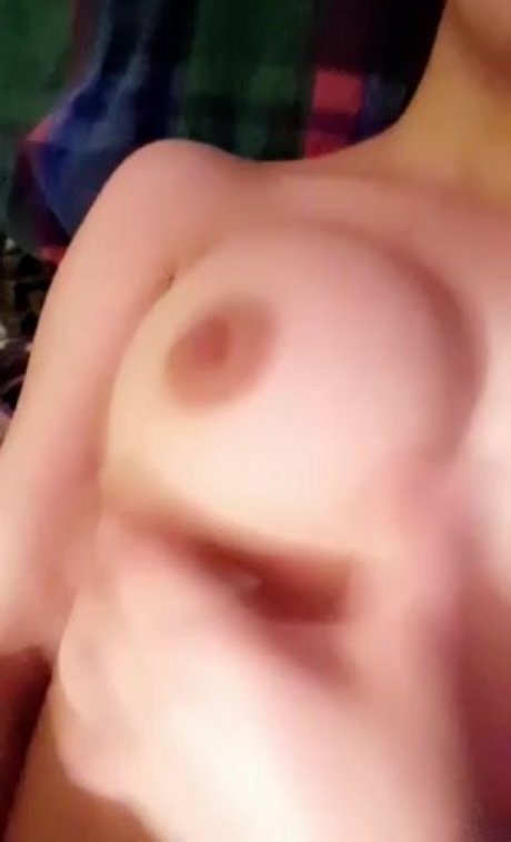 small onlyfans xxx pictures