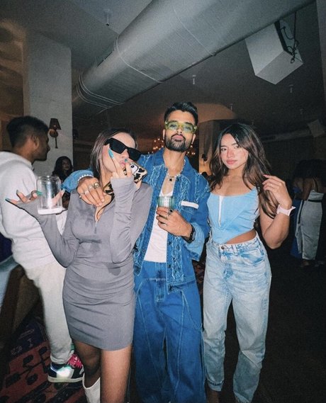 beach milf onlyfans pretty archive