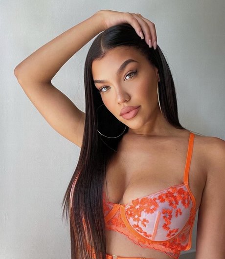 curvy solo onlyfans beautiful nude archive