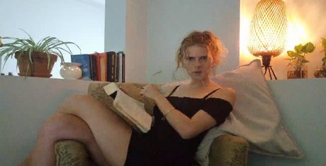 Sieren__Pole perfect actress picture