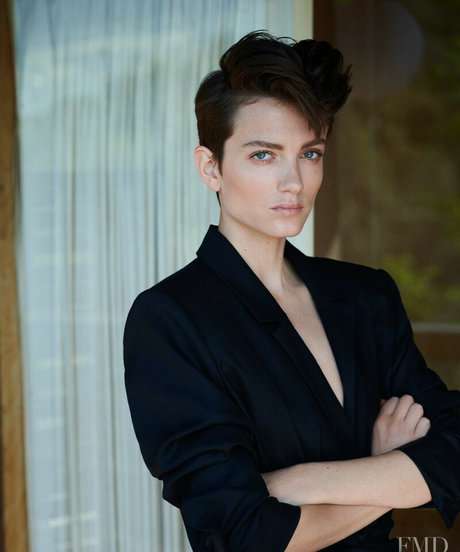 Elektra Miranda Kilbey star galleries