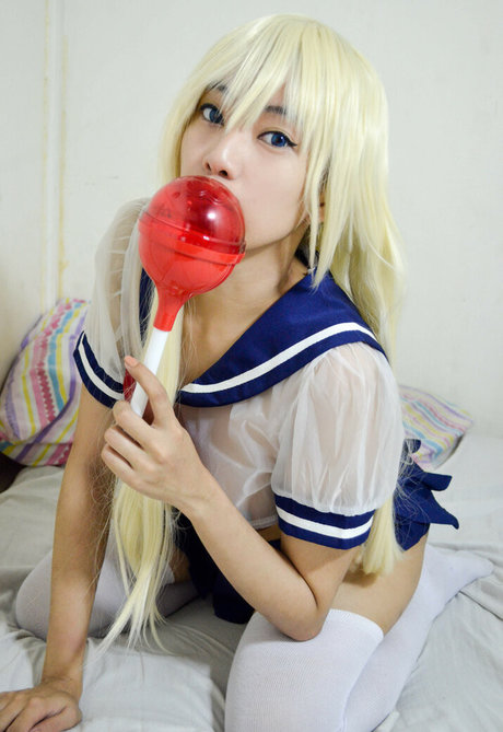 Nekonator model sexy pic