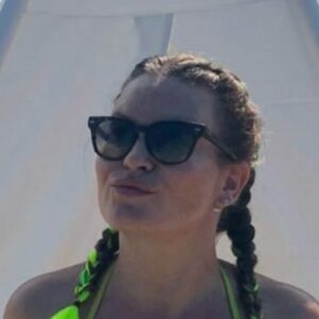 Abi Maria Gomez pretty model photo