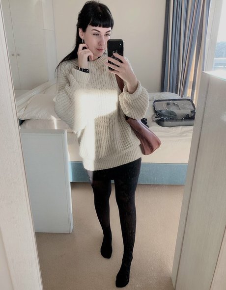 romisu model nude galleries