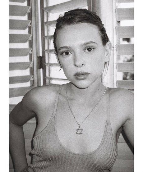 bathroom fuck onlyfans hd picture