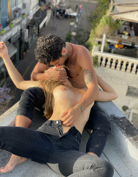 Sheerle Dove porn star photos