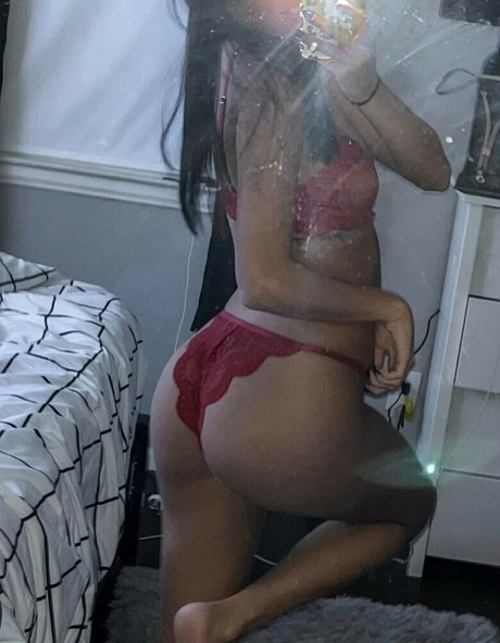 Emilyy Jayye star exclusive photos