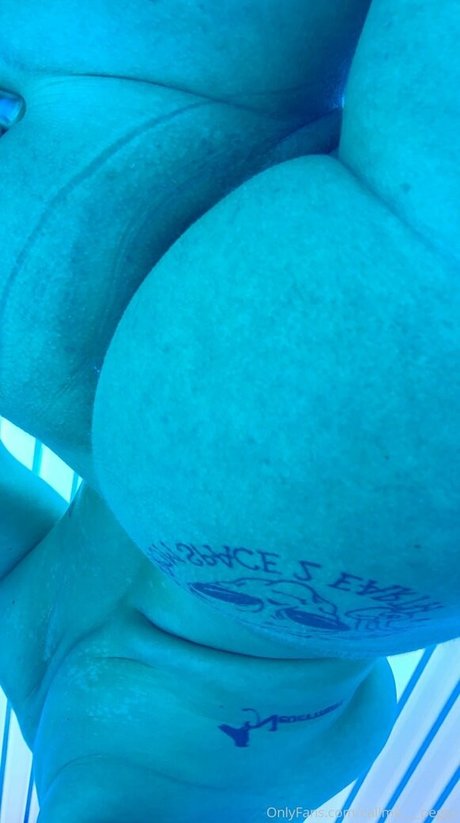 juustjuliaa2 erotic actress pictures