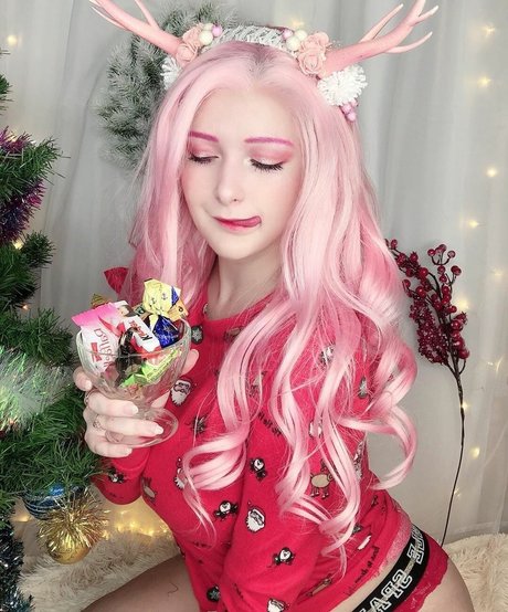 Nika Kotova hd model image