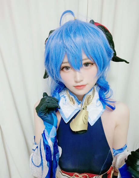 Chiyoalbum model pictures