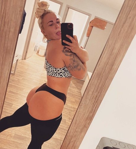 Frankie Dennis nudes star photos