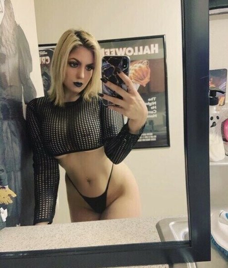Xxxorcist pretty pornstar pics