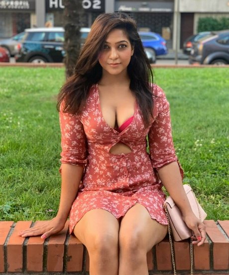 Gaanu Prasadi erotic actress galleries