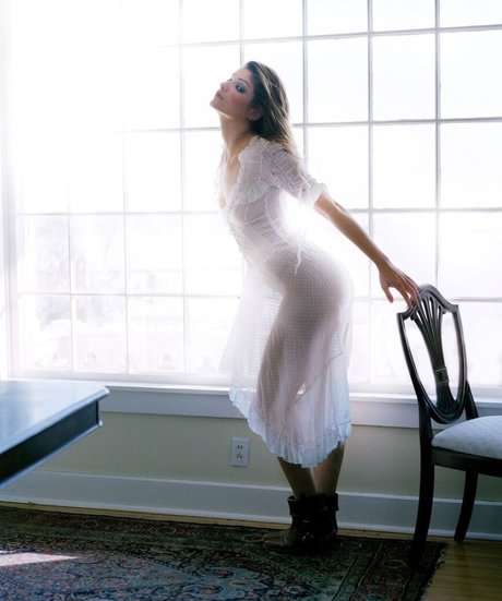 Ivana Milicevic free star img