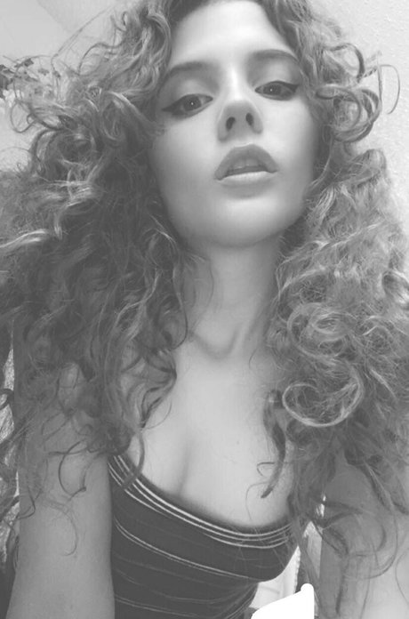 ApartmentFluffy7589 star sex photo