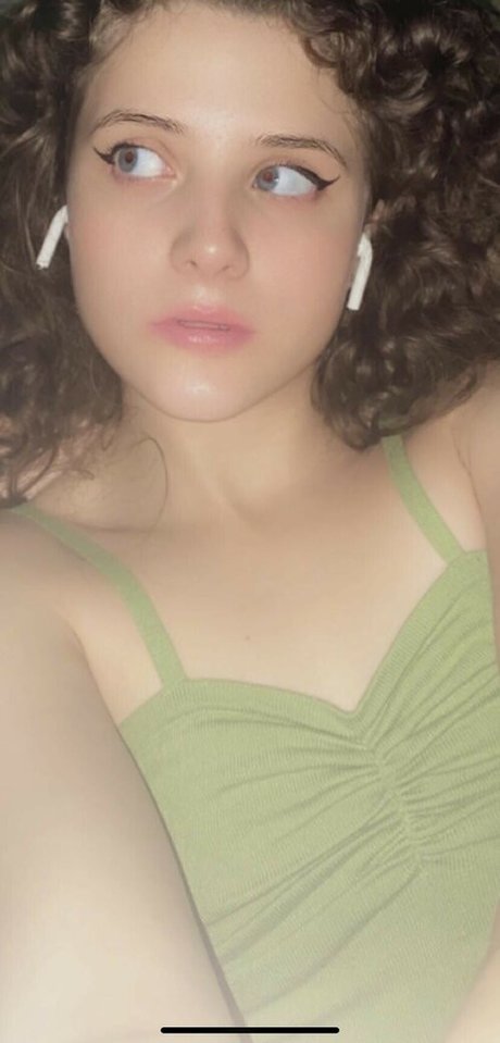 ApartmentFluffy7589 naked actress gallery