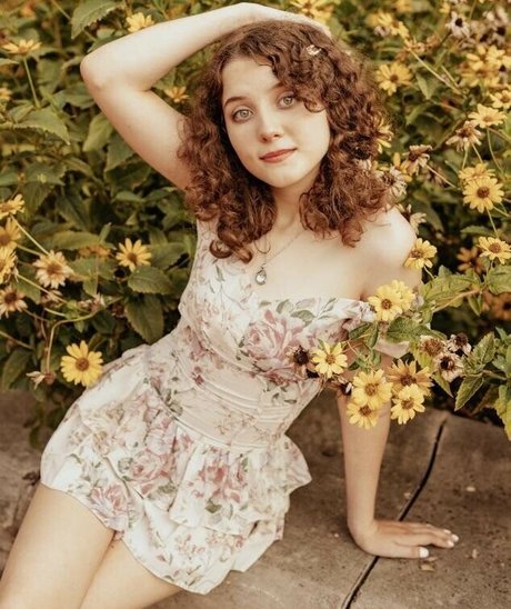 ApartmentFluffy7589 sex star pic