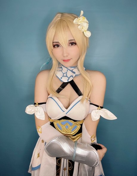 azulacan nudes model images