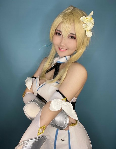 azulacan hot star photos