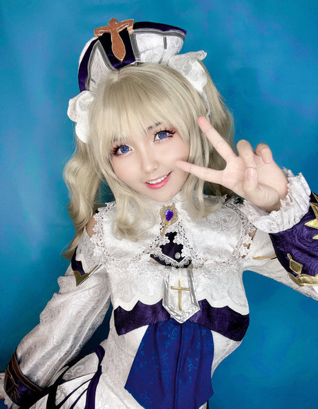 azulacan naked actress archive