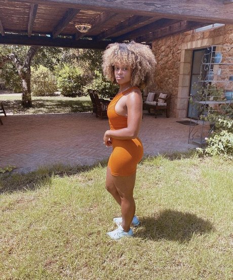 Fleur East pornstar nude photos