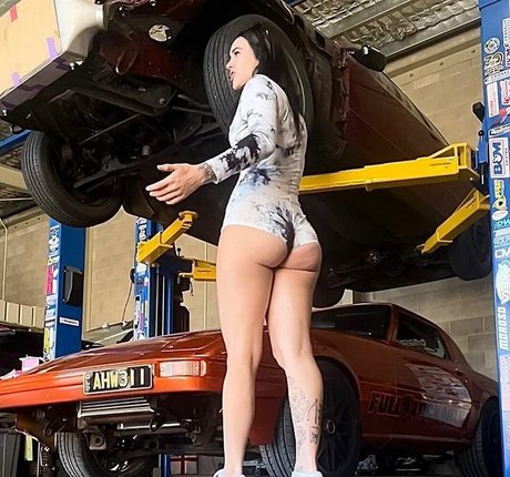 Diesel Dana model sex image