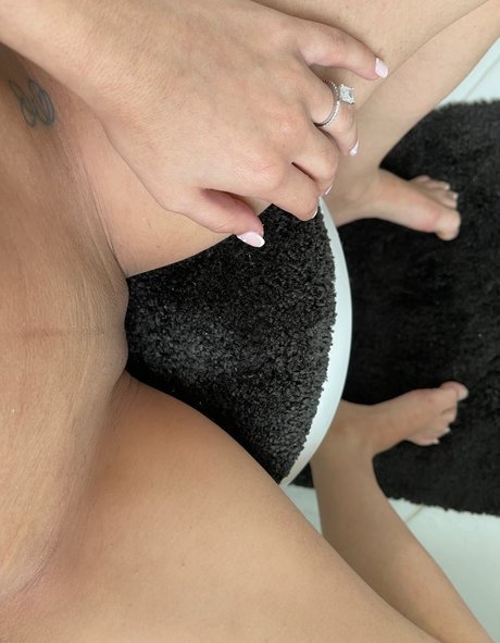 Dzdndz beautiful actress img