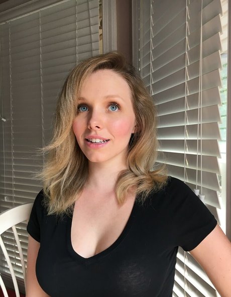 Alternative Pasta star pornographic pic