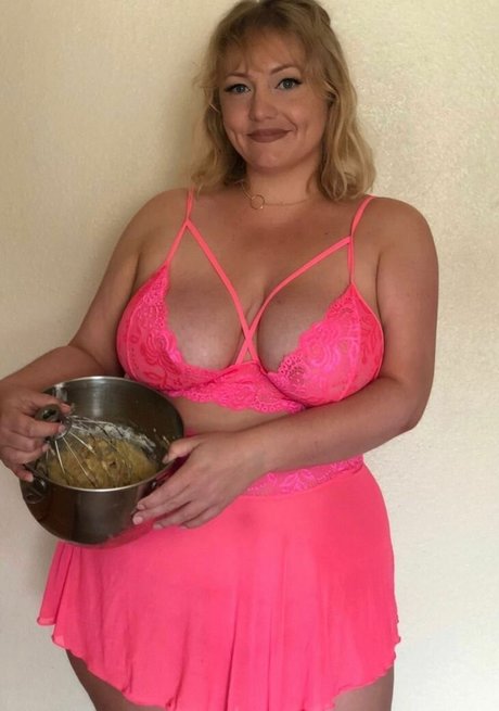 daffodilkitty pretty model img