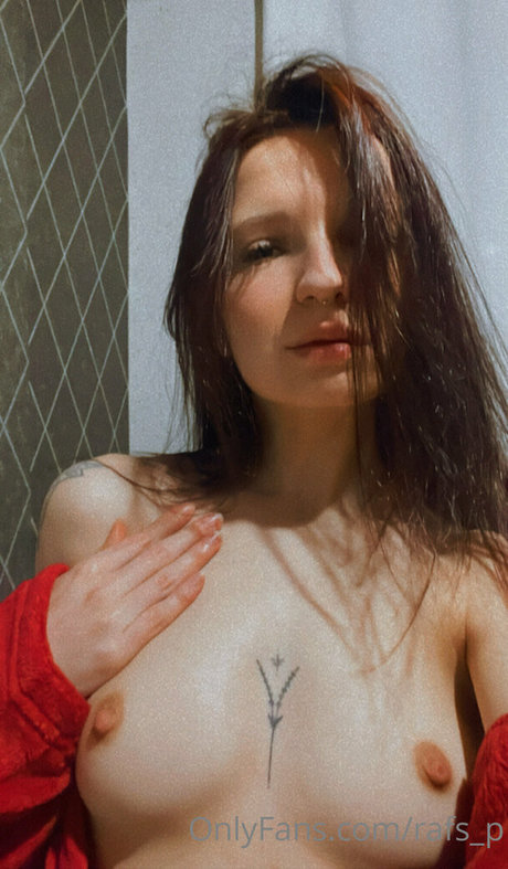 busty mom onlyfans pretty image