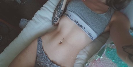 Lunar xo pretty pornstar image