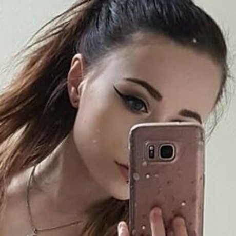 Lunar xo nudes actress photos