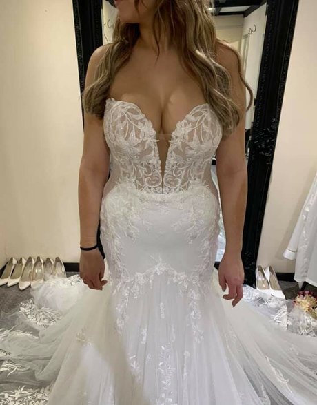 Maddy Smithson beautiful model pics