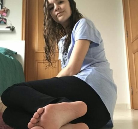 Thata Big Soles star erotic pic