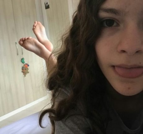 Thata Big Soles star sex photos