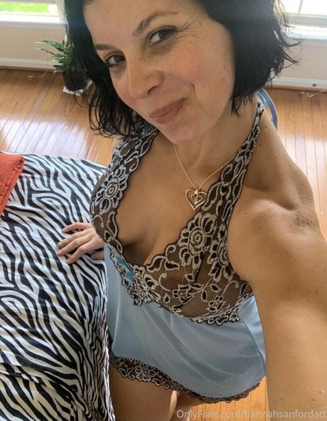 Hannah Sanford Art hd actress archive