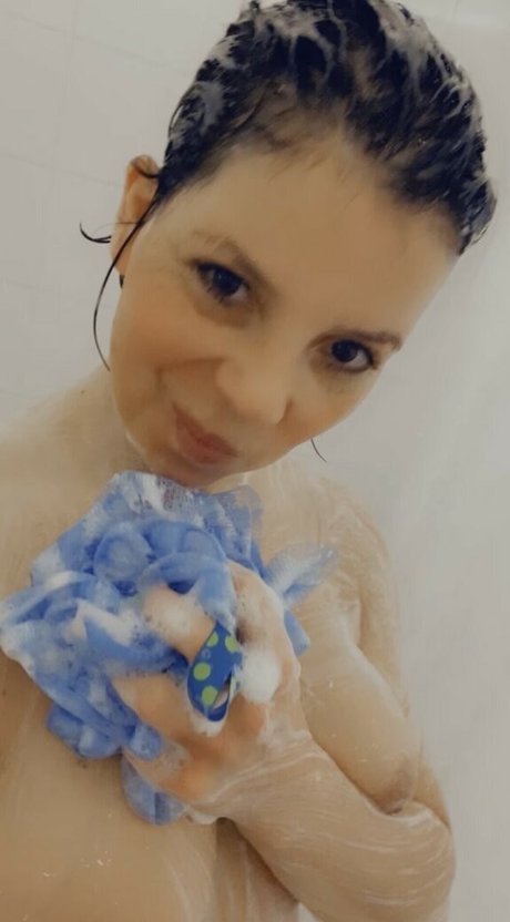 Hannah Sanford Art nudes actress image