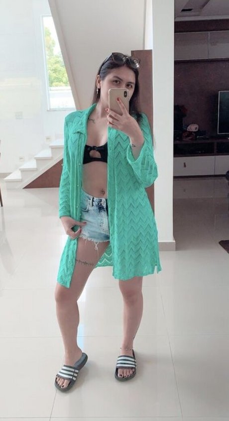 Pan Shibuya hot actress photo