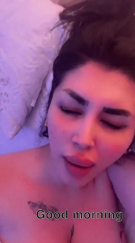 Mira Nouri star nude photo