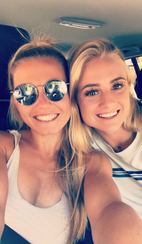 frottage onlyfans hot naked galleries