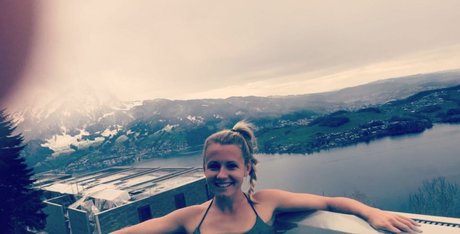 Julia Simic star exclusive image